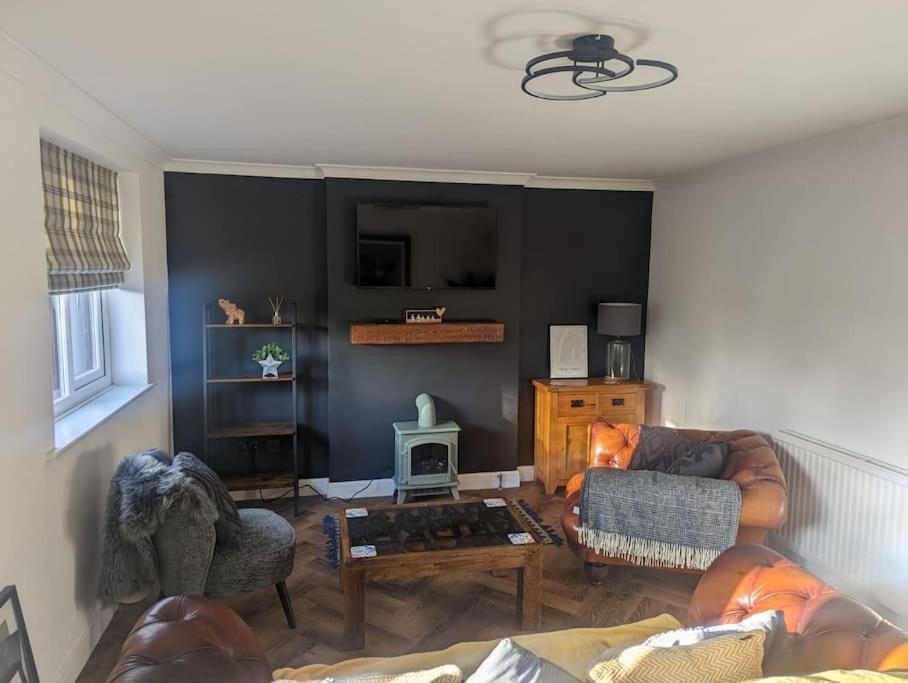 Cottage/Boutique Style - Free Parking & Wi-Fi كينغستون أبون هول المظهر الخارجي الصورة
