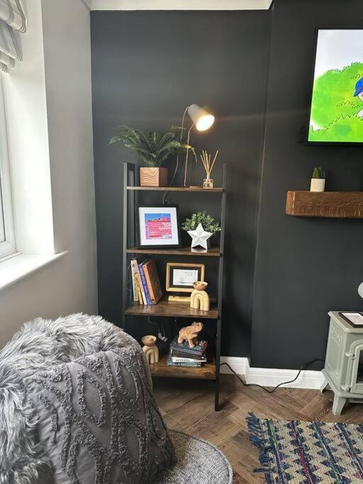 Cottage/Boutique Style - Free Parking & Wi-Fi كينغستون أبون هول المظهر الخارجي الصورة