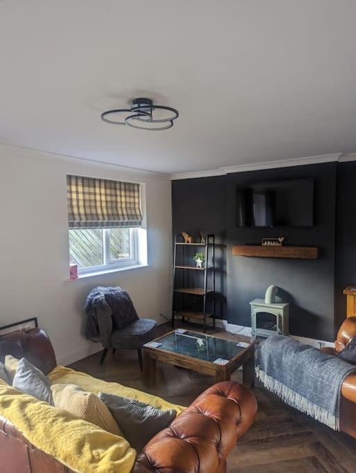 Cottage/Boutique Style - Free Parking & Wi-Fi كينغستون أبون هول المظهر الخارجي الصورة